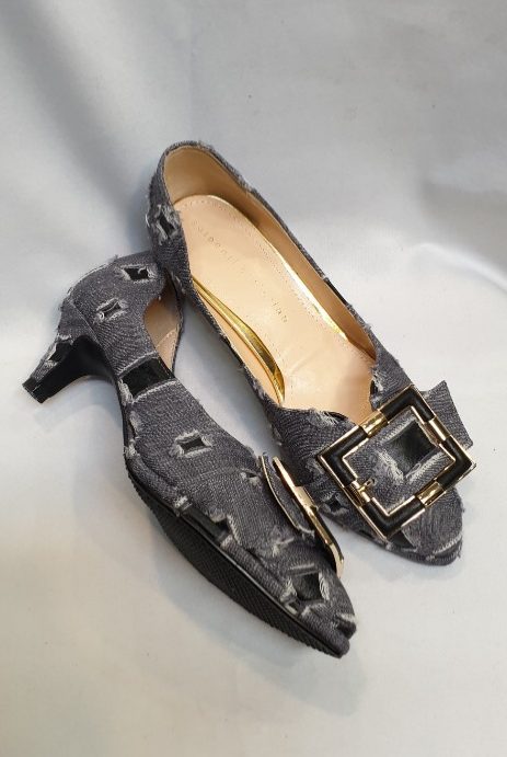 Sophisticated Dark Blue Square Design Shoes made from Natural Calfskin ...